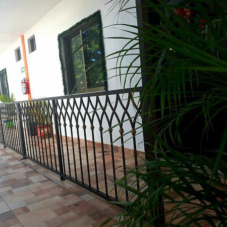 باكالار Hotel San Joaquin المظهر الخارجي الصورة